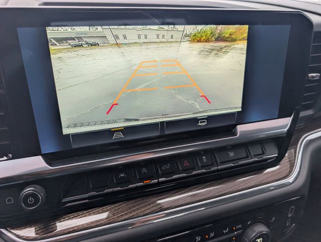 Used 2024 Chevrolet Silverado 1500 LT image 18