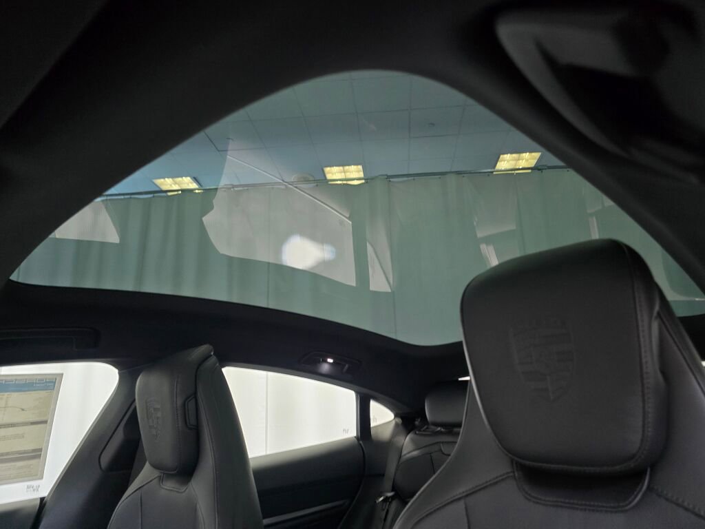 New 2025 Porsche Taycan image 31