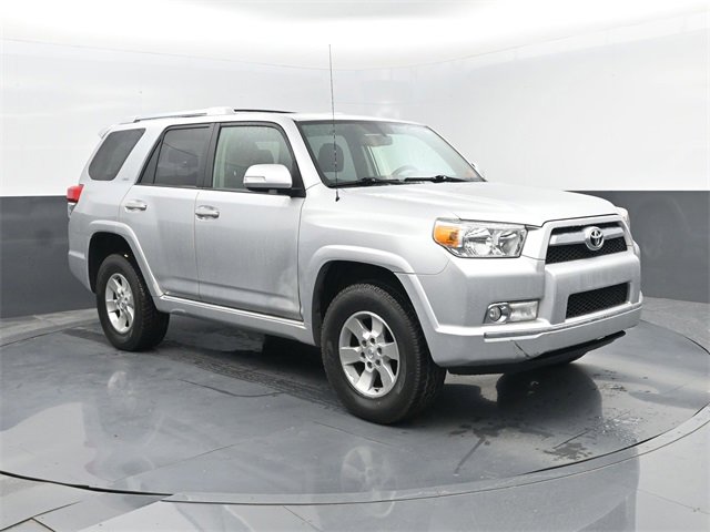 Used 2010 Toyota 4Runner SR5 image 3