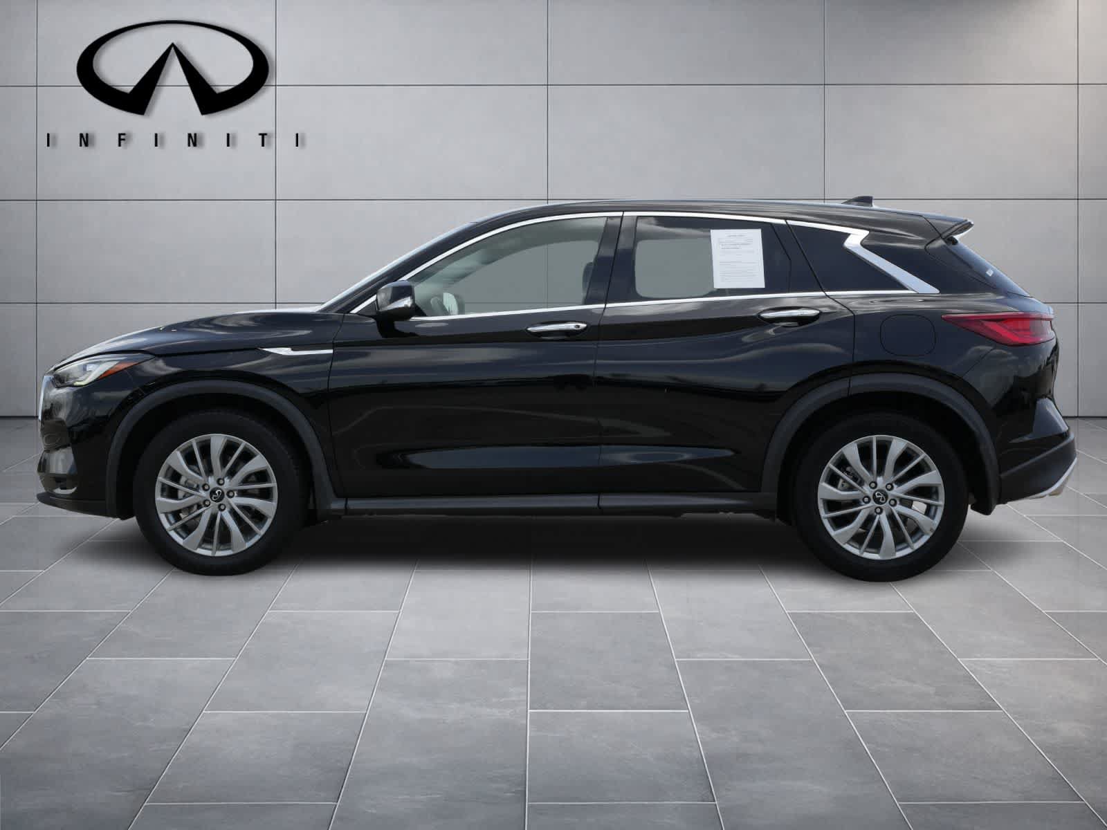 Certified 2023 INFINITI QX50 Pure FWD image 4