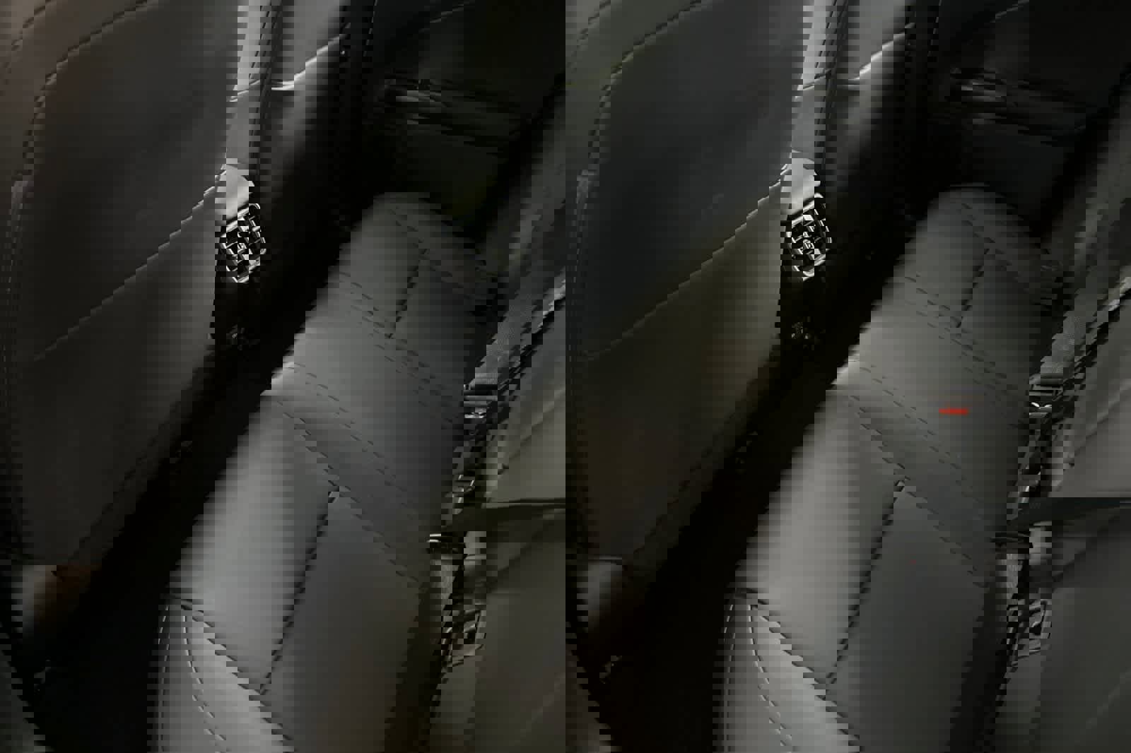 Used 2022 Lexus UX 250h image 4