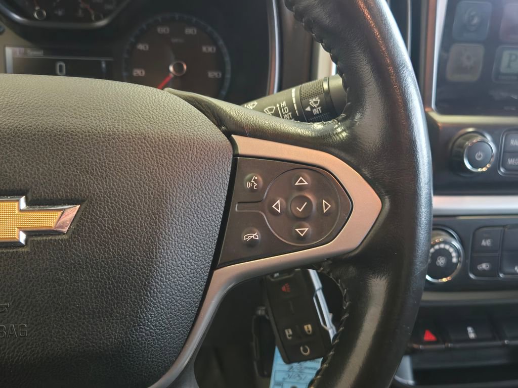 Used 2016 Chevrolet Colorado LT w/ LT Convenience Package image 12