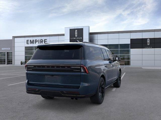 New 2026 Lincoln Navigator L Reserve w/ Jet Appearance Package AWD/4WD image 8