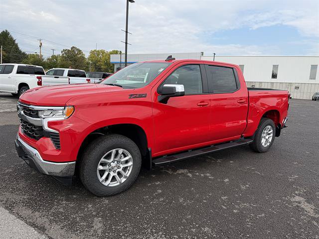 New 2026 Chevrolet Silverado 1500 LT w/ Z71 Off-Road Package AWD/4WD image 1