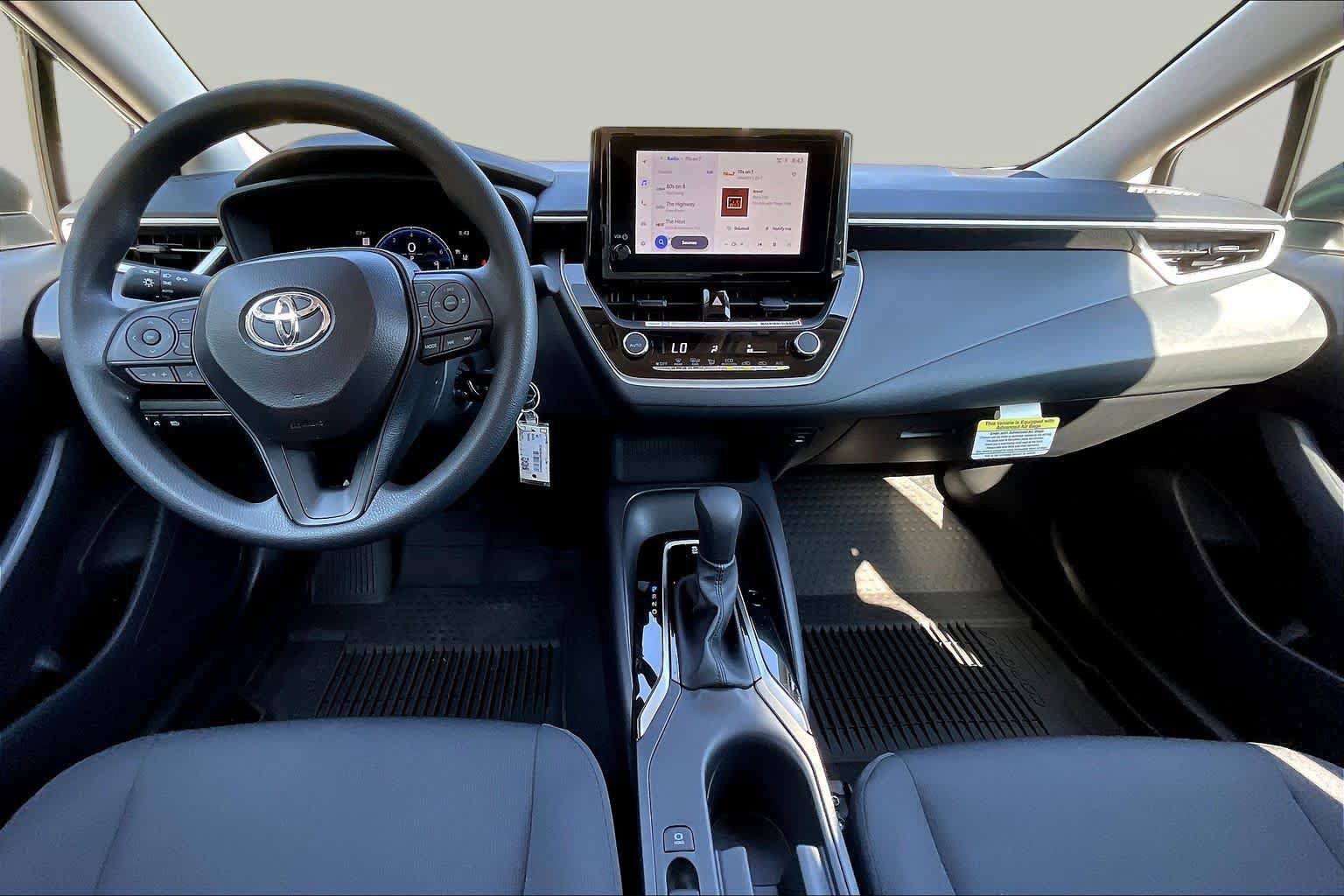 Used 2026 Toyota Corolla LE FWD image 15
