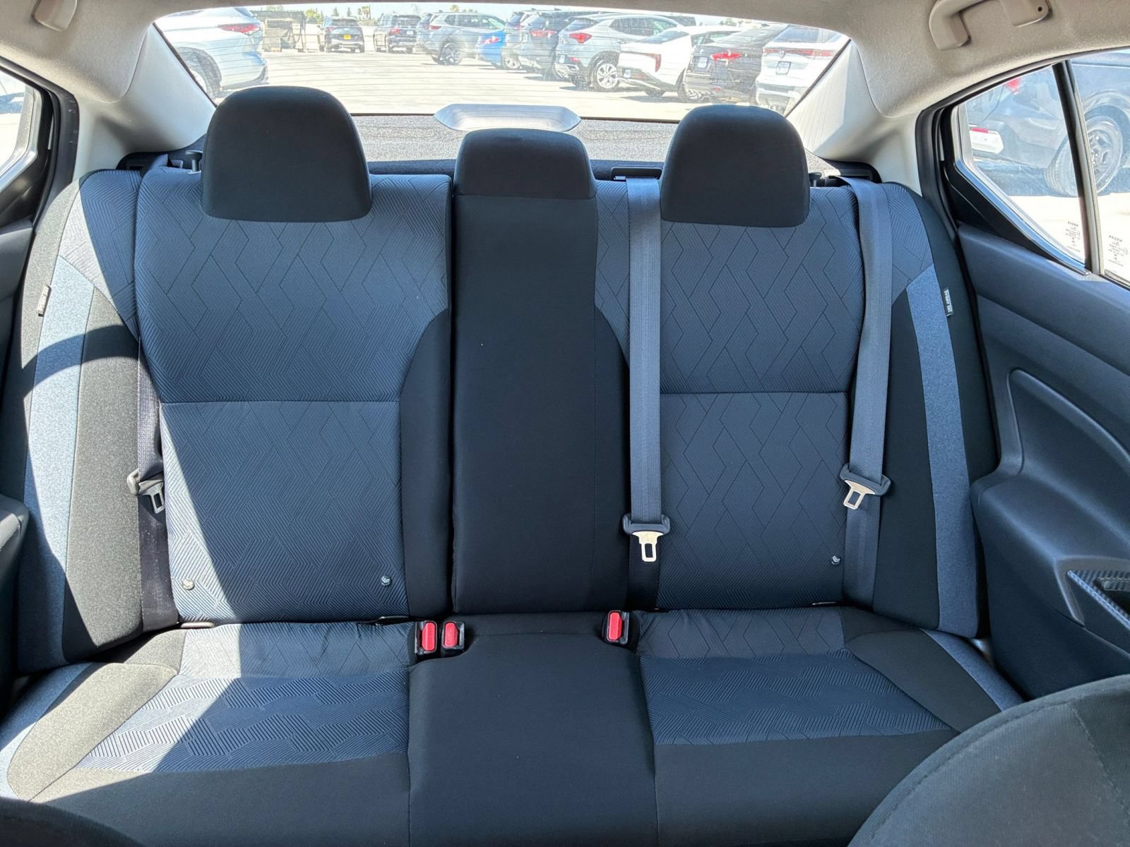 Used 2025 Nissan Versa SV FWD image 35