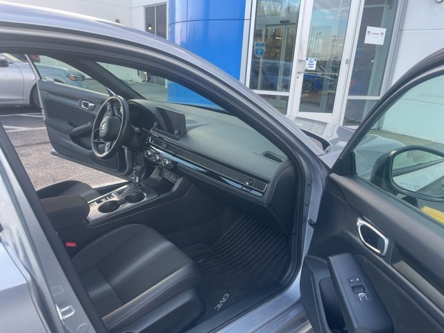 Used 2022 Honda Civic Sport image 14