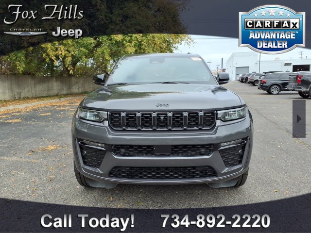 Certified 2026 Jeep Grand Cherokee Overland AWD/4WD image 2