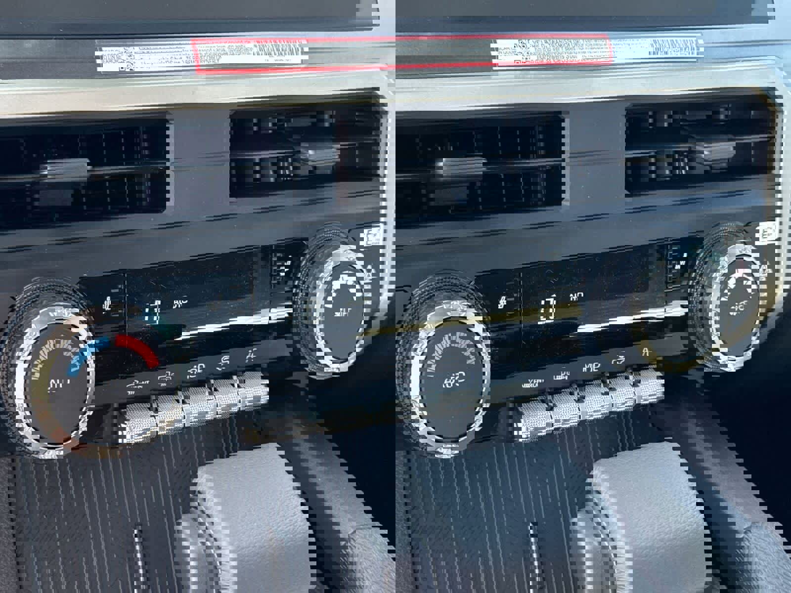 New 2025 Toyota Tacoma TRD Off-Road image 23