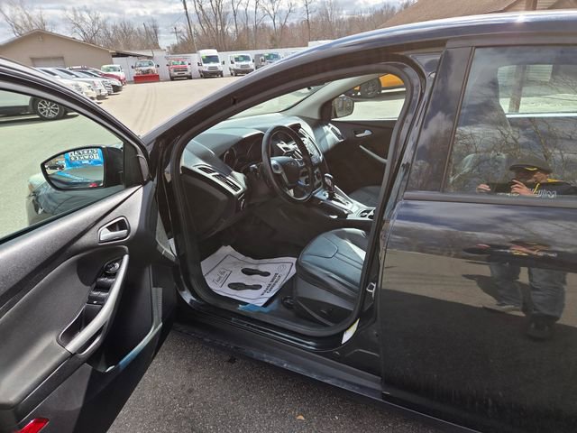 Used 2014 Ford Focus SE w/ Equipment Group 201A image 11