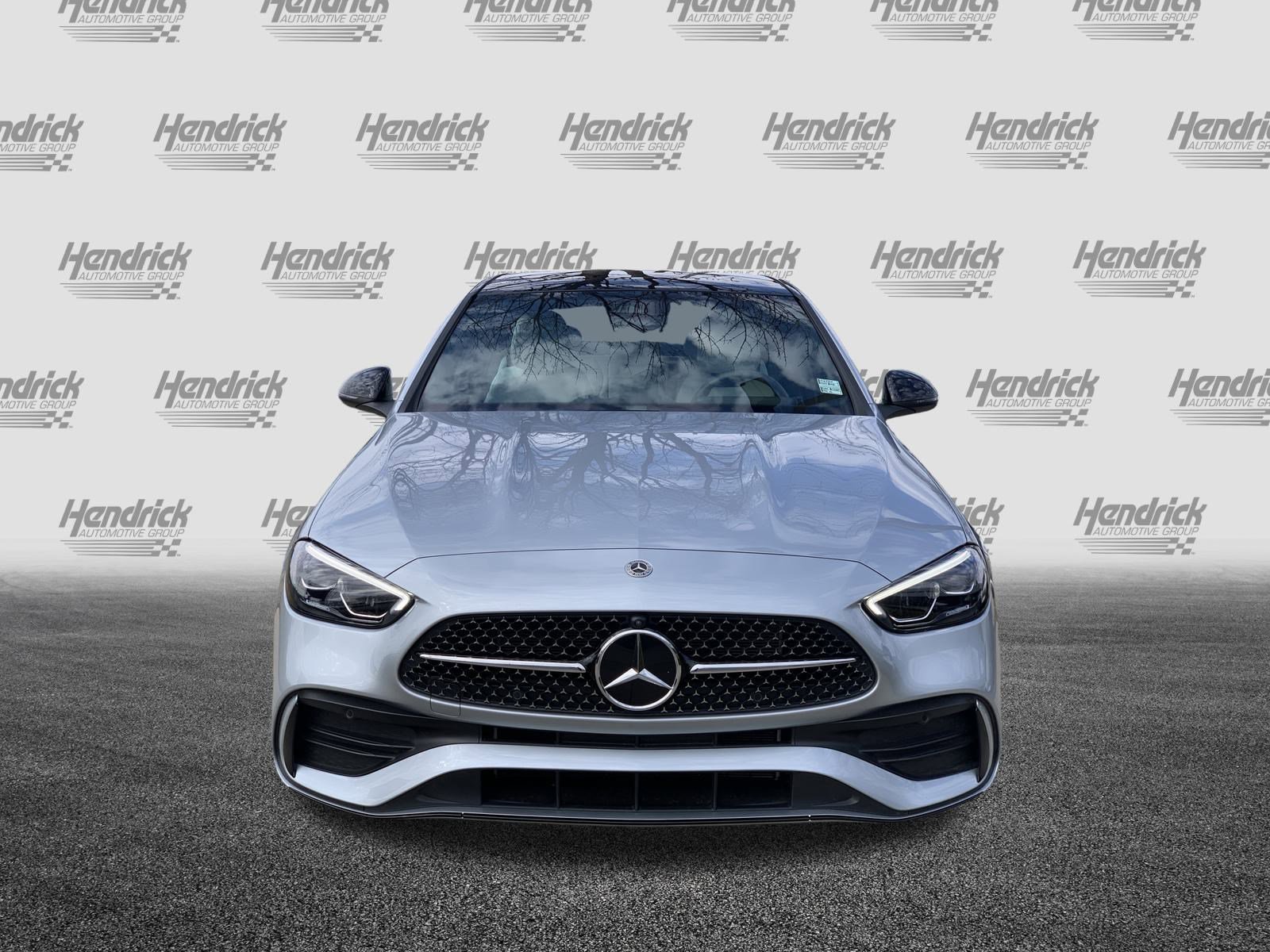 Used 2024 Mercedes-Benz C 300 Sedan image 3