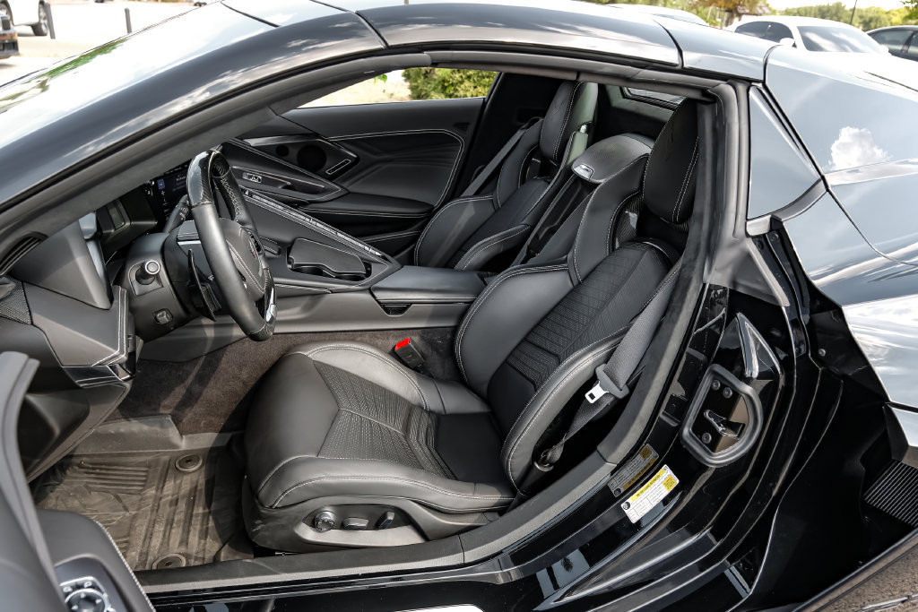 Used 2023 Chevrolet Corvette Z06 w/ Stealth Interior Trim Package RWD image 41
