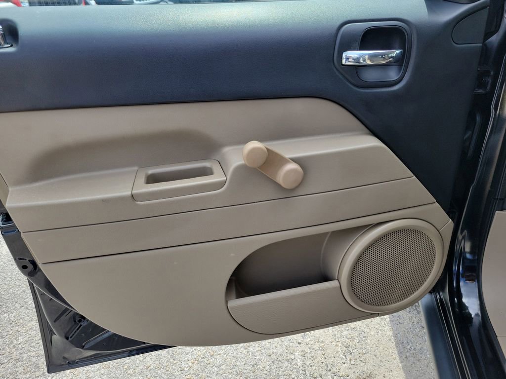 Used 2012 Jeep Patriot Sport image 18