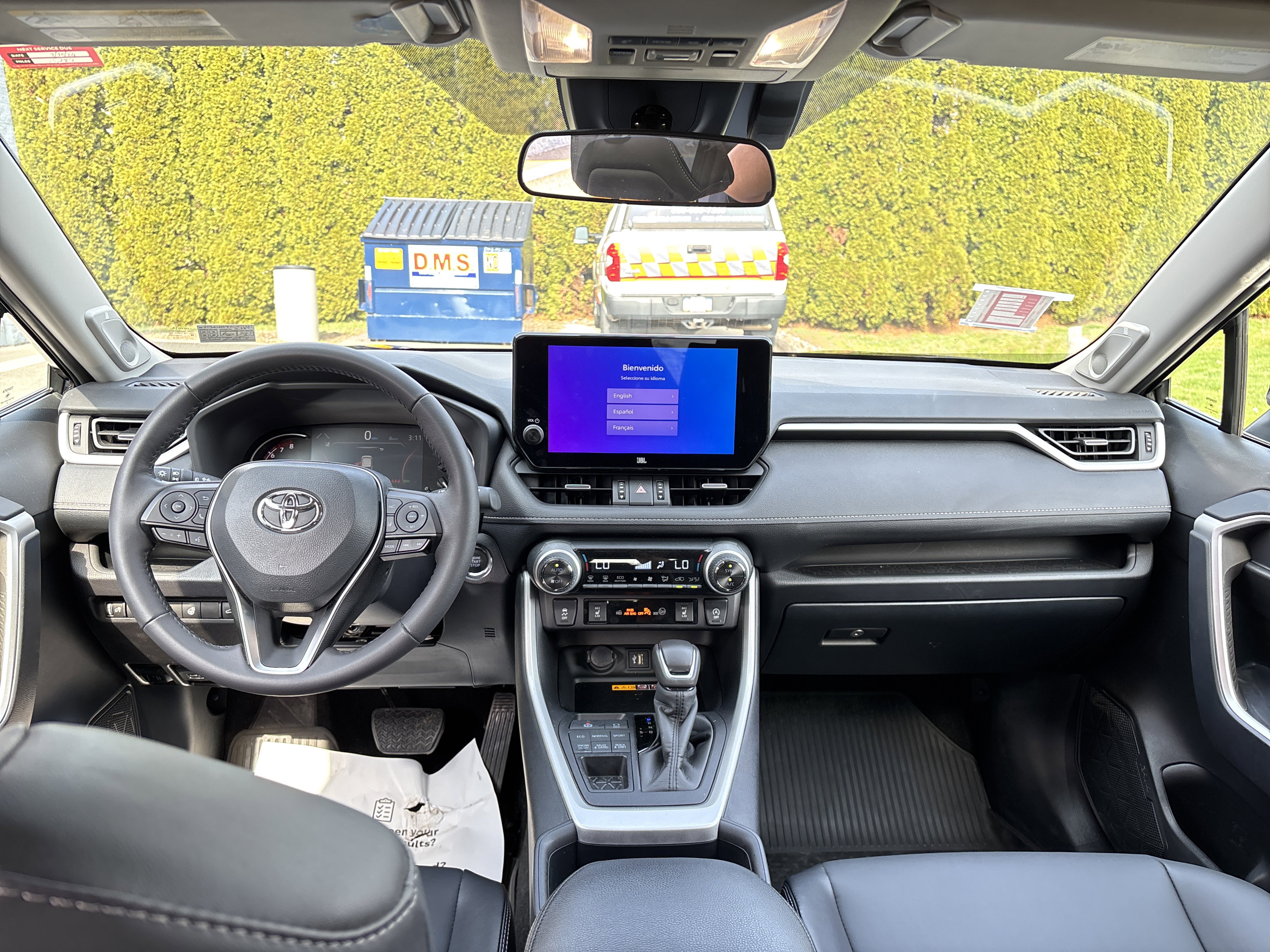 Used 2025 Toyota RAV4 XLE Premium image 15