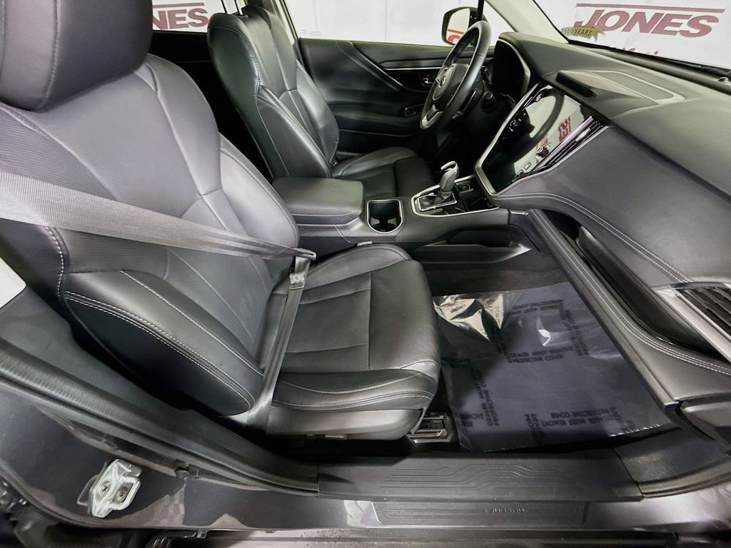 Used 2022 Subaru Outback Limited image 33