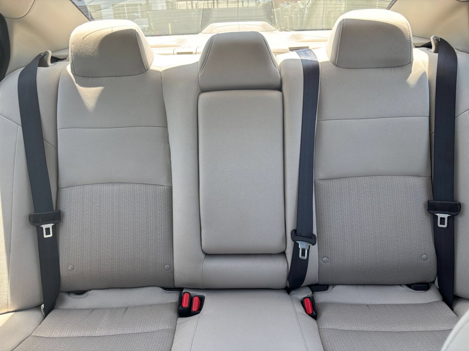 Used 2025 Nissan Altima 2.5 SV FWD image 39