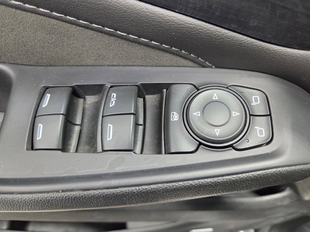 Used 2020 Chevrolet Traverse High Country w/ LPO, Floor Liner Package AWD/4WD image 27