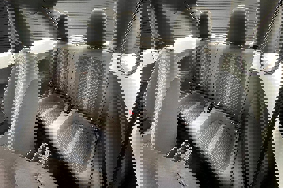 Used 2012 Volkswagen Beetle Turbo image 21