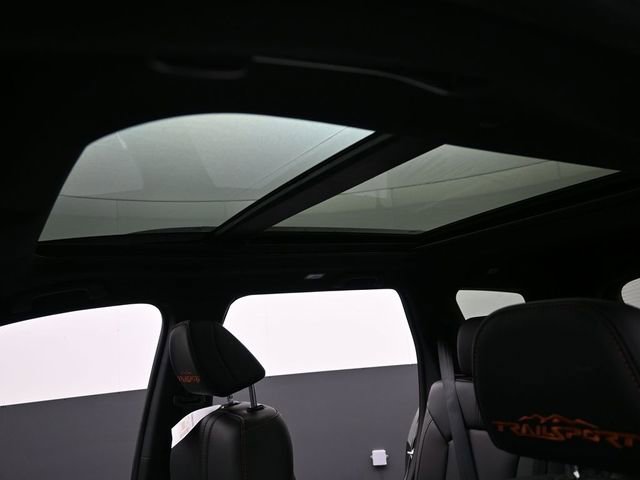 New 2025 Honda Pilot TrailSport image 4