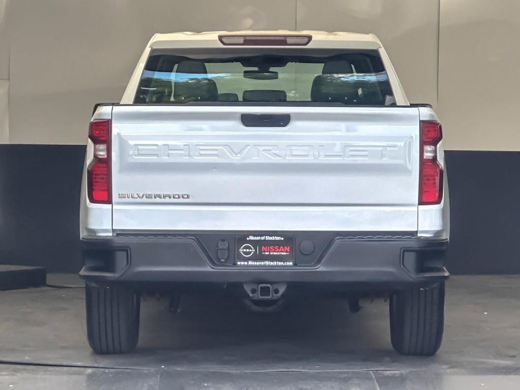 Used 2021 Chevrolet Silverado 1500 W/T w/ WT Value Package AWD/4WD image 4