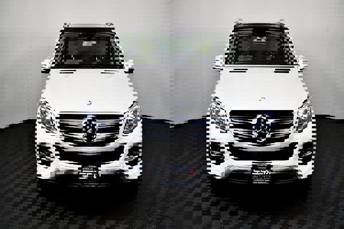 Used 2016 Mercedes-Benz GLE 300d 4MATIC image 3