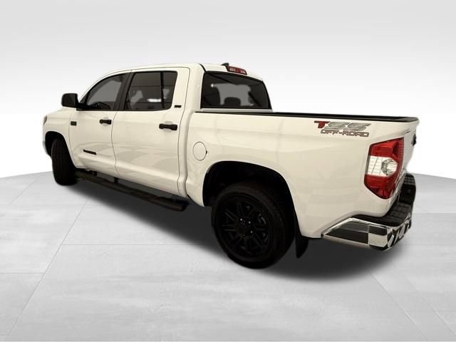 Used 2020 Toyota Tundra SR5 w/ SR5 Upgrade Package image 2