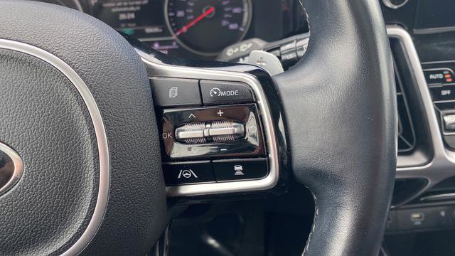 Used 2021 Kia Sorento EX FWD image 33