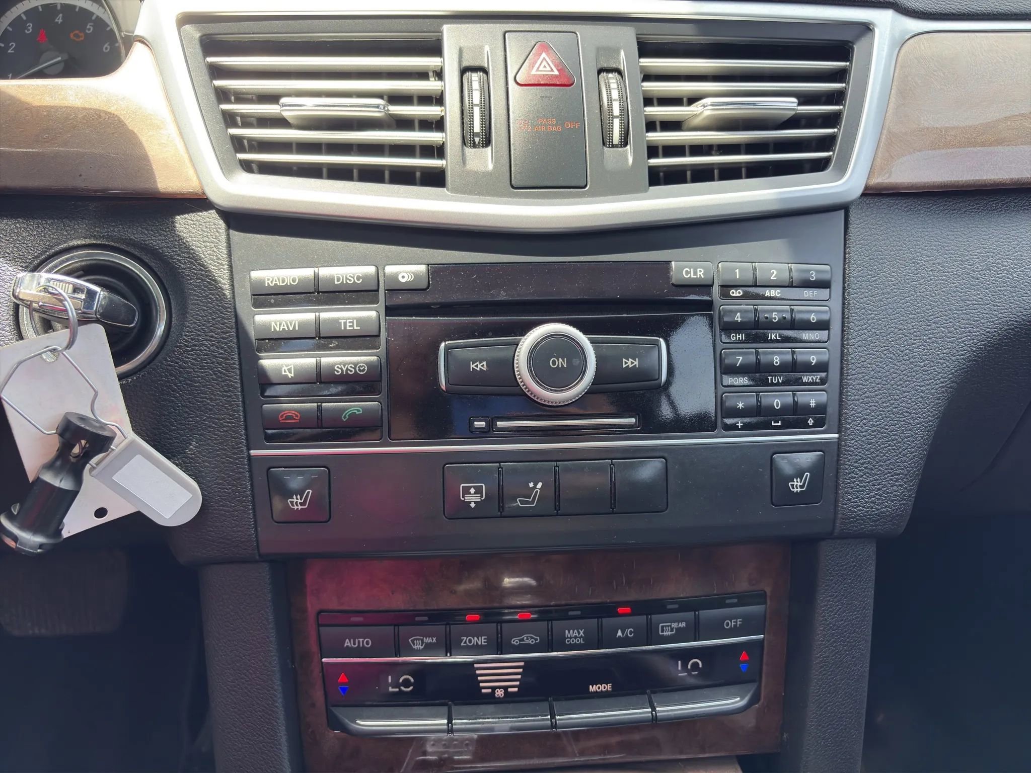 Used 2011 Mercedes-Benz E 350 Sedan image 14