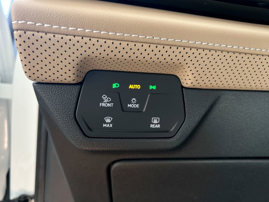 New 2026 Volkswagen Atlas Cross Sport SE image 14