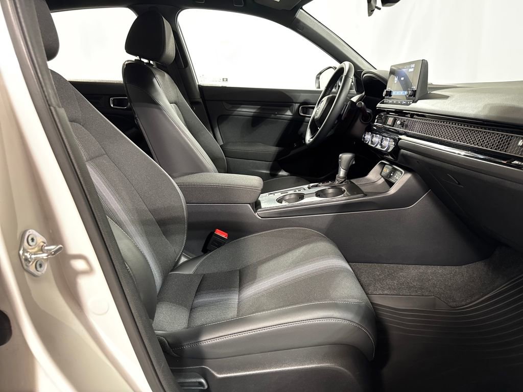 Certified 2025 Honda Civic Sport image 28
