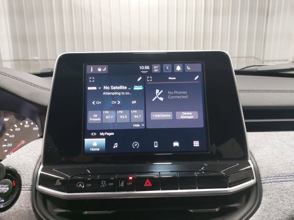 Used 2025 Jeep Compass Latitude AWD/4WD image 21