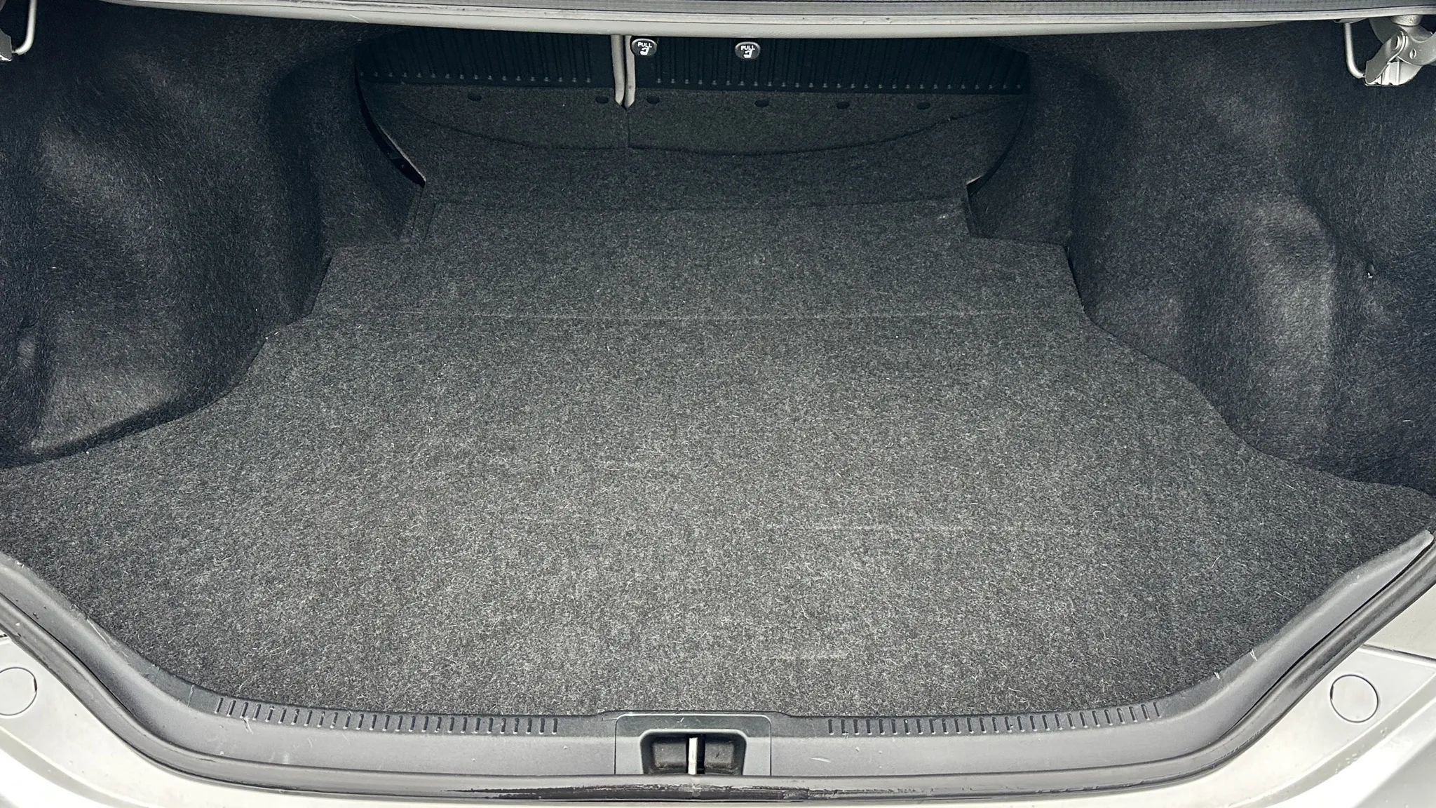 Used 2013 Toyota Camry LE image 20