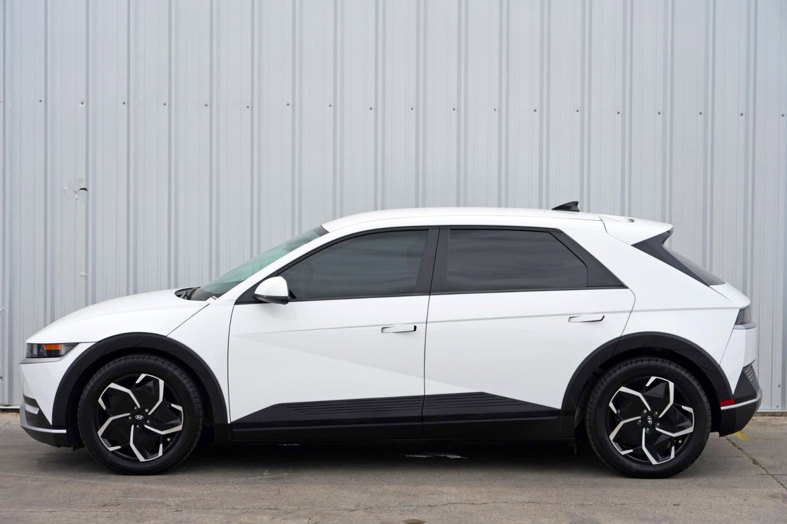 Used 2023 Hyundai Ioniq 5 SEL RWD image 44