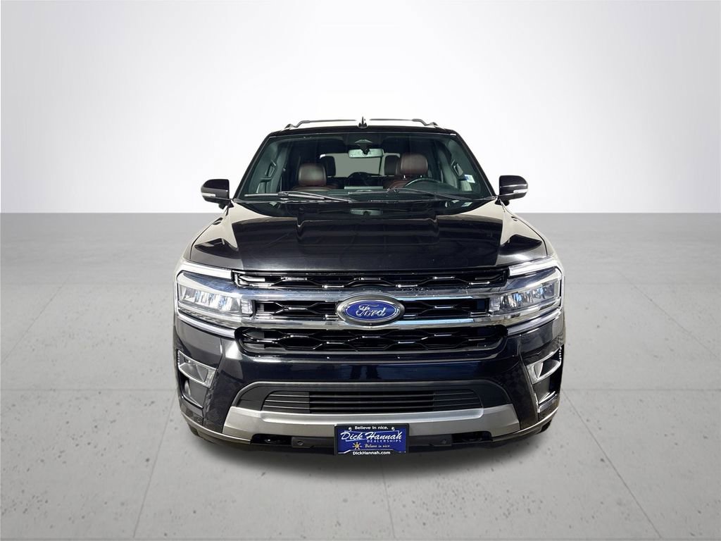Used 2023 Ford Expedition Limited image 3
