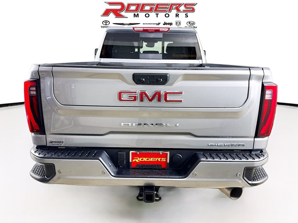 Used 2025 GMC Sierra 3500 Denali w/ Denali Reserve Package AWD/4WD image 12