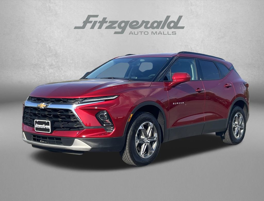 Used 2023 Chevrolet Blazer LT w/ Convenience Package image 2