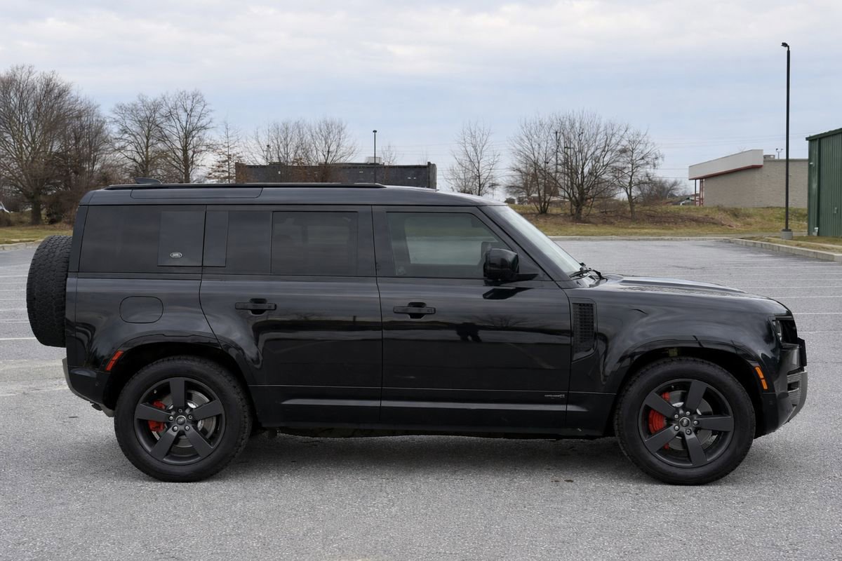 Used 2020 Land Rover Defender 110 X image 9