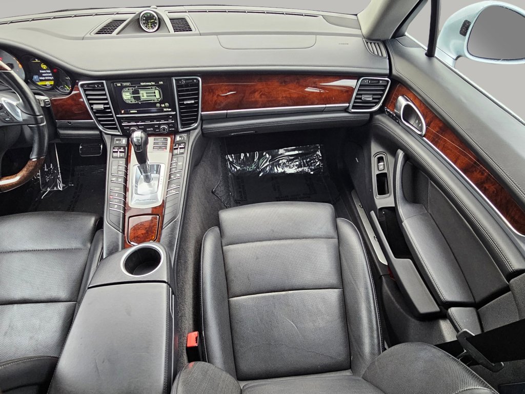 Used 2014 Porsche Panamera S image 9