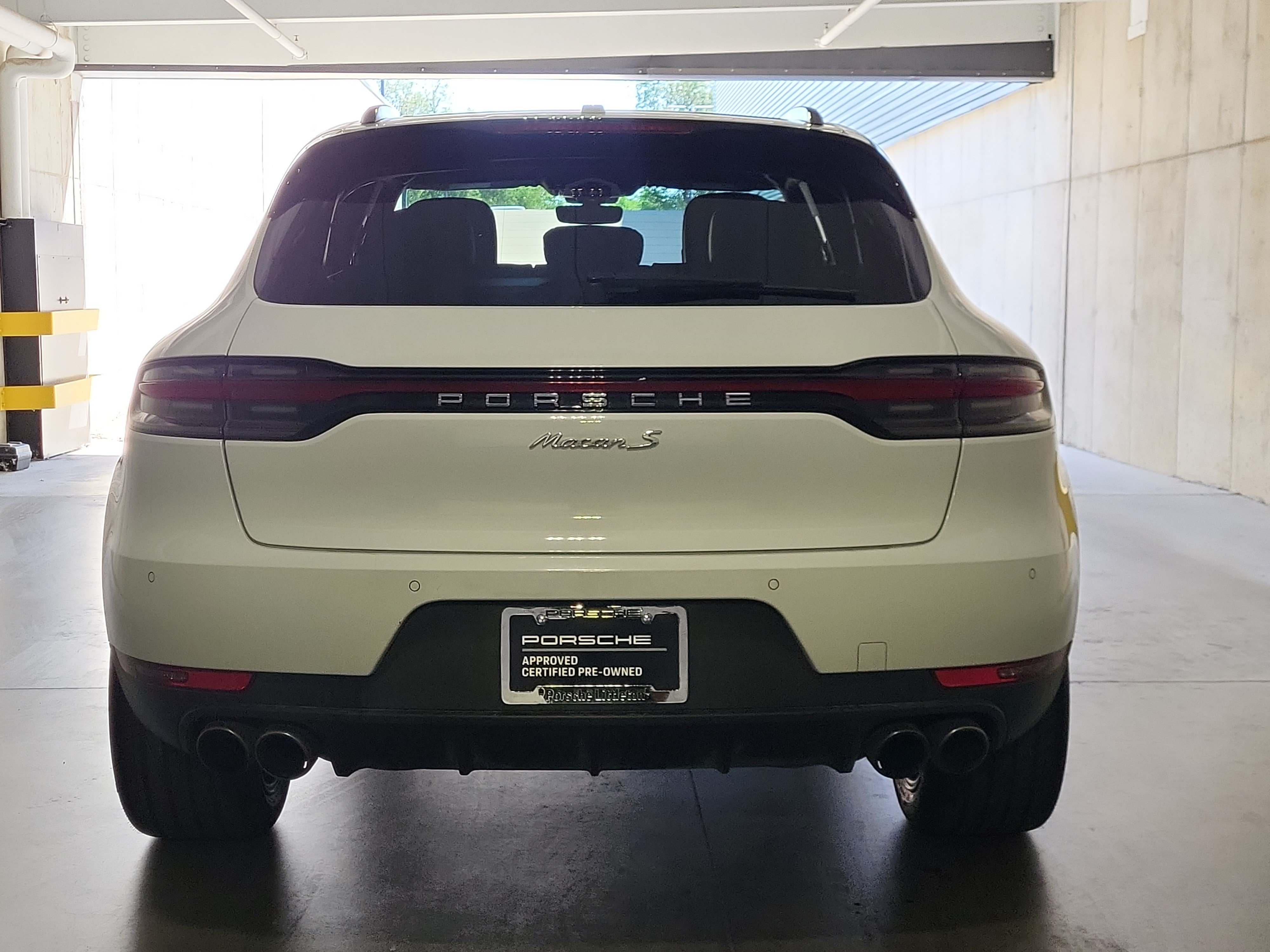 Certified 2019 Porsche Macan S AWD/4WD image 9