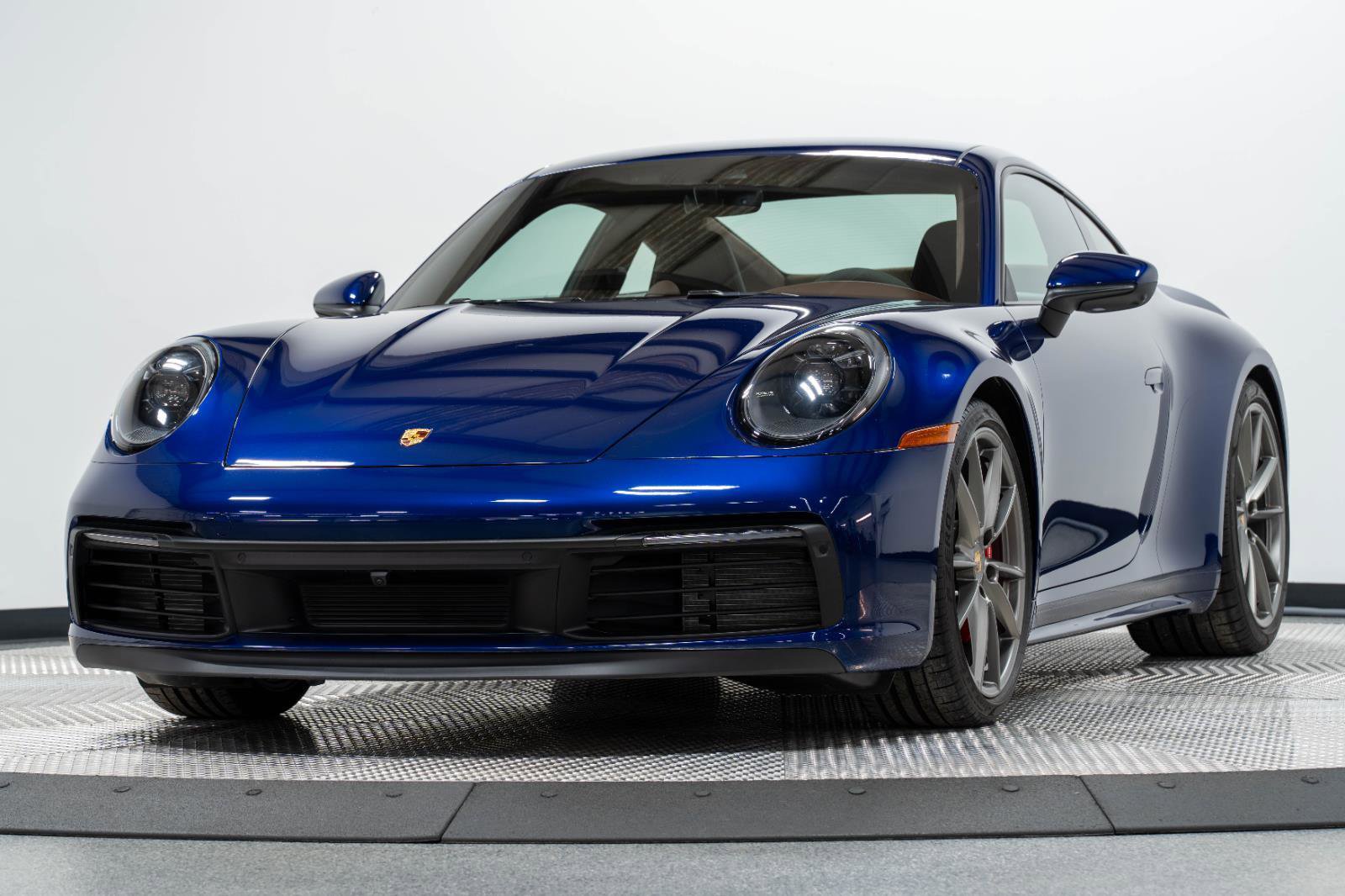 Used 2024 Porsche 911 Carrera 4S image 8