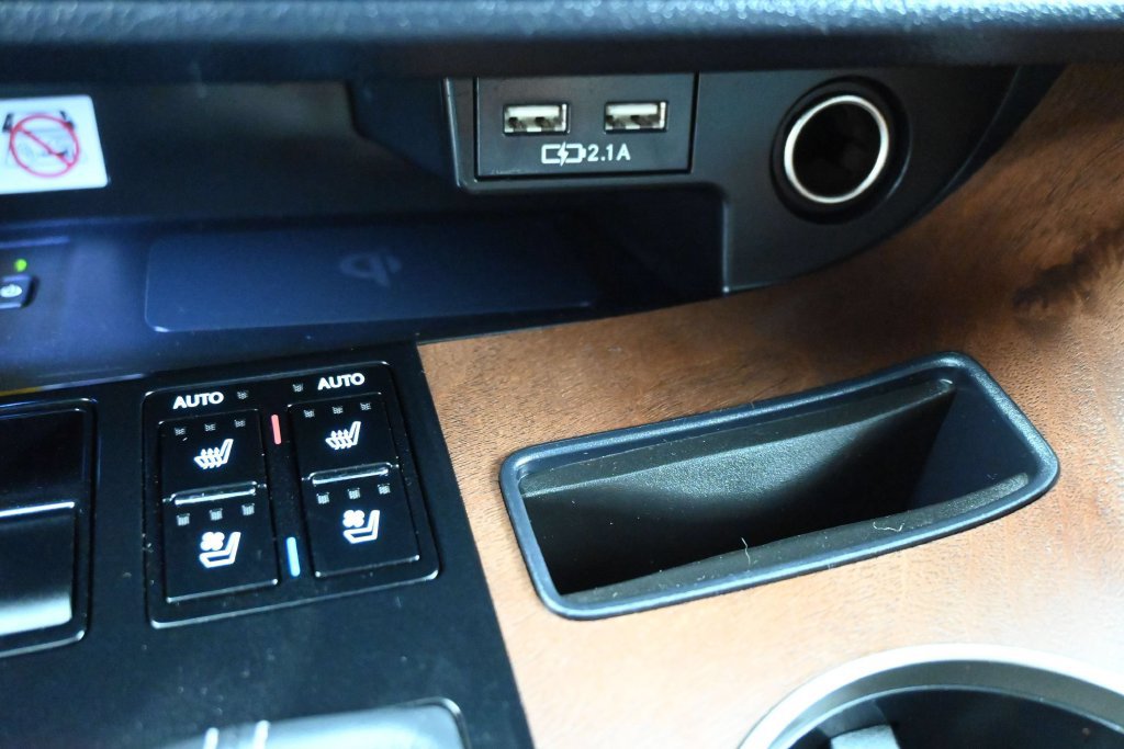 Used 2022 Lexus RX 350L Premium w/ Premium Package AWD/4WD image 15