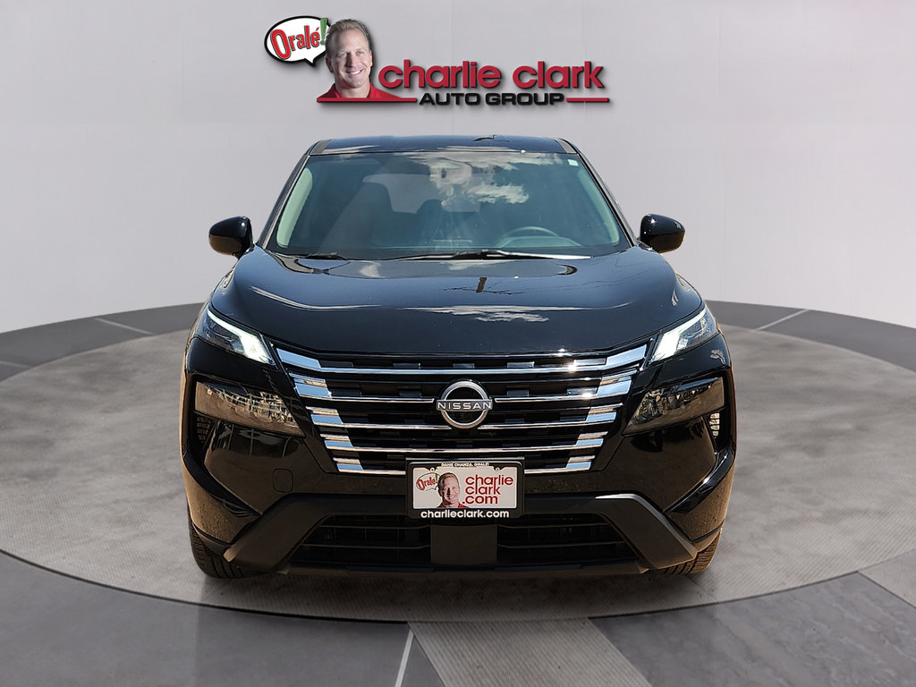 Used 2026 Nissan Rogue SV FWD image 8