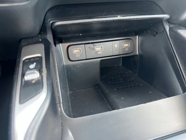 Used 2024 Kia Sorento EX image 23