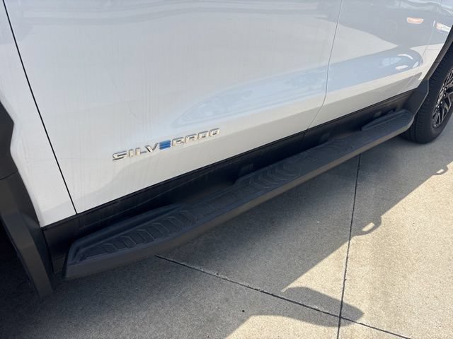 New 2024 Chevrolet Silverado EV W/T AWD/4WD image 40