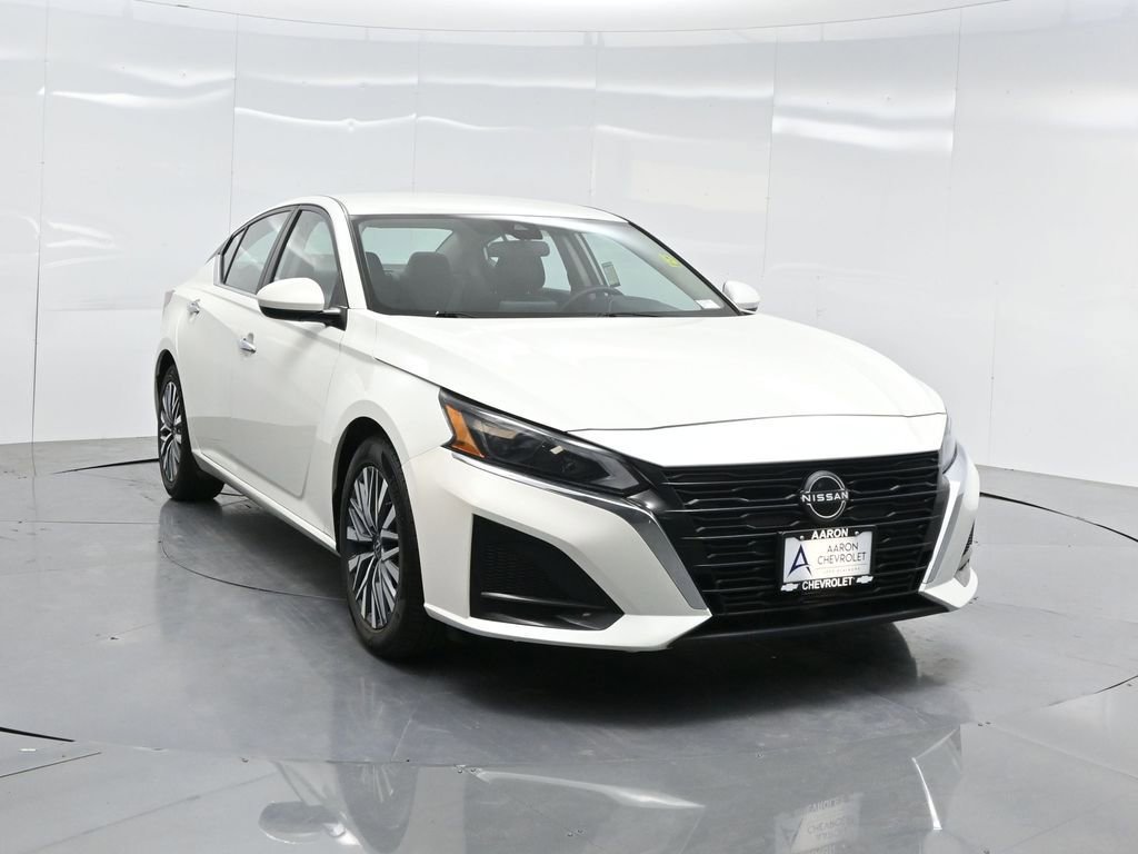Used 2023 Nissan Altima 2.5 SV image 69