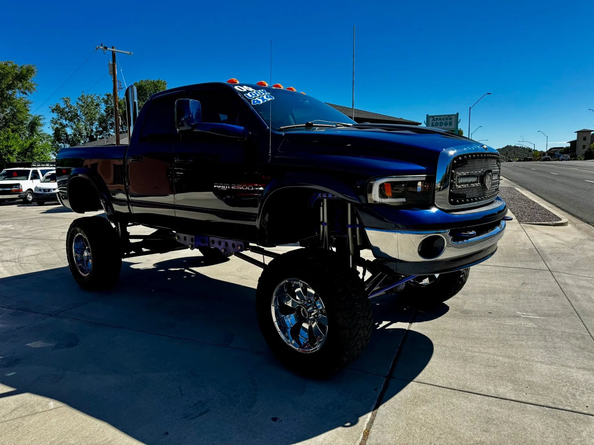 Used 2004 Dodge Ram 2500 Truck SLT w/ Trailer Tow Group AWD/4WD image 4