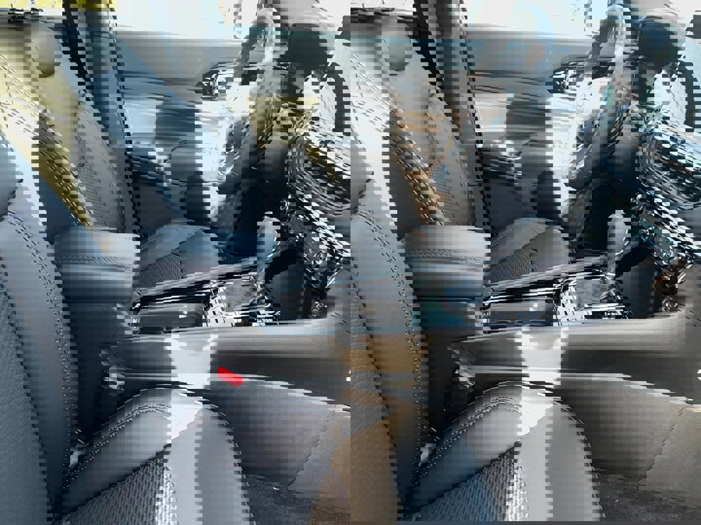 New 2026 Jeep Compass Latitude image 16