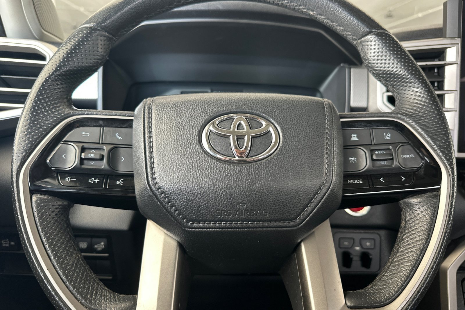 Used 2023 Toyota Tundra Limited w/ TRD Off-Road Package AWD/4WD image 21