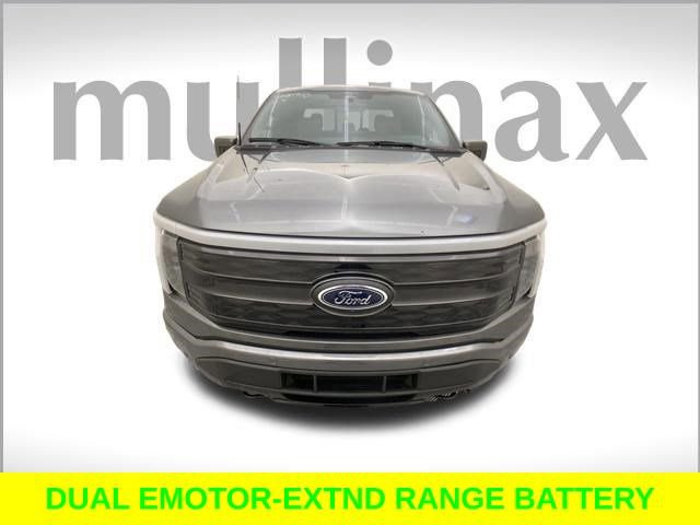 New 2023 Ford F150 Lightning Platinum image 14