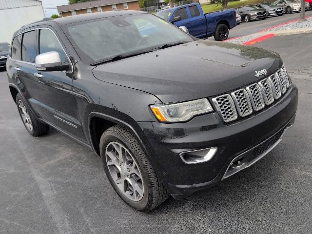 Used 2019 Jeep Grand Cherokee Overland AWD/4WD image 2